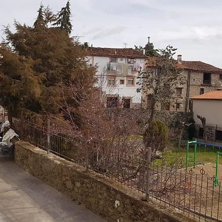 Huertas Apartment *